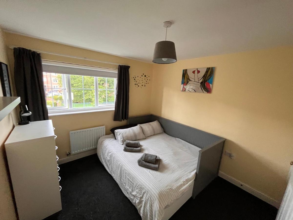 3Bd Family Stay With A Garden Longbenton Newcastle Εξωτερικό φωτογραφία