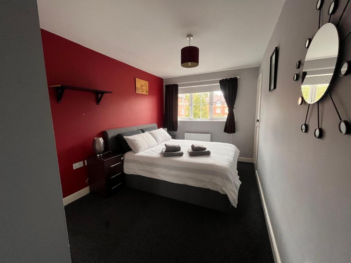 3Bd Family Stay With A Garden Longbenton Newcastle Εξωτερικό φωτογραφία